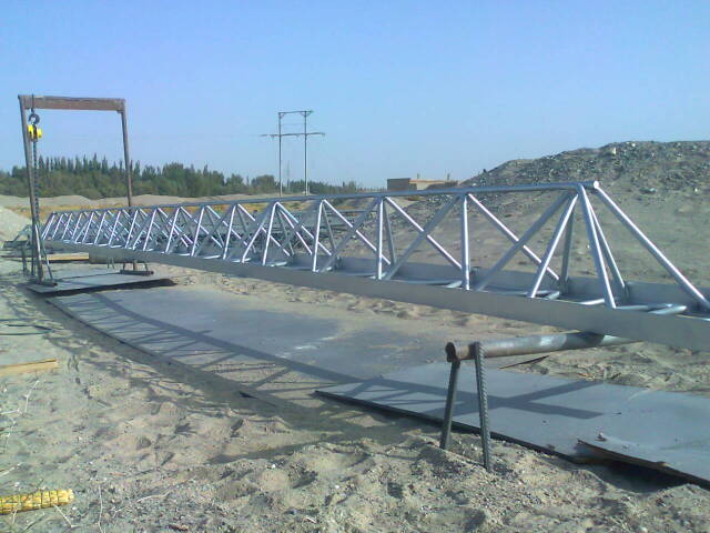 卧龙专业承揽大中小型喷涂翻新施工业务！